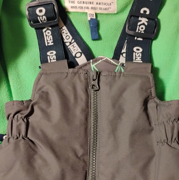 OshKosh 12m Snowsuit - Picture 7 of 10